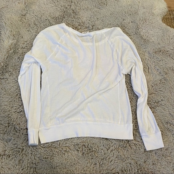 Pink white long sleeve XS women’s sequin lips - Picture 6 of 6